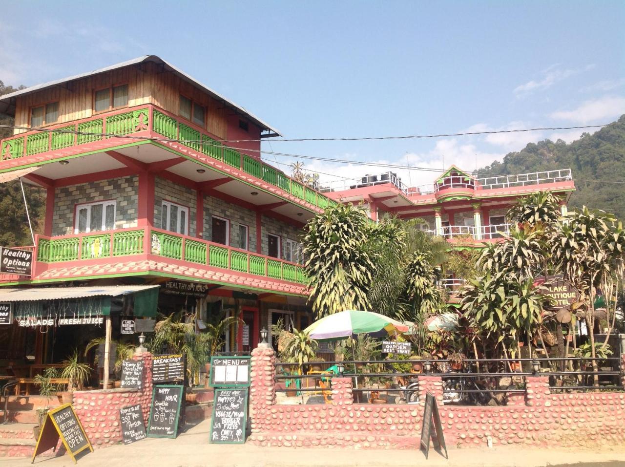 Lake Boutique Hotel Pokhara Eksteriør billede